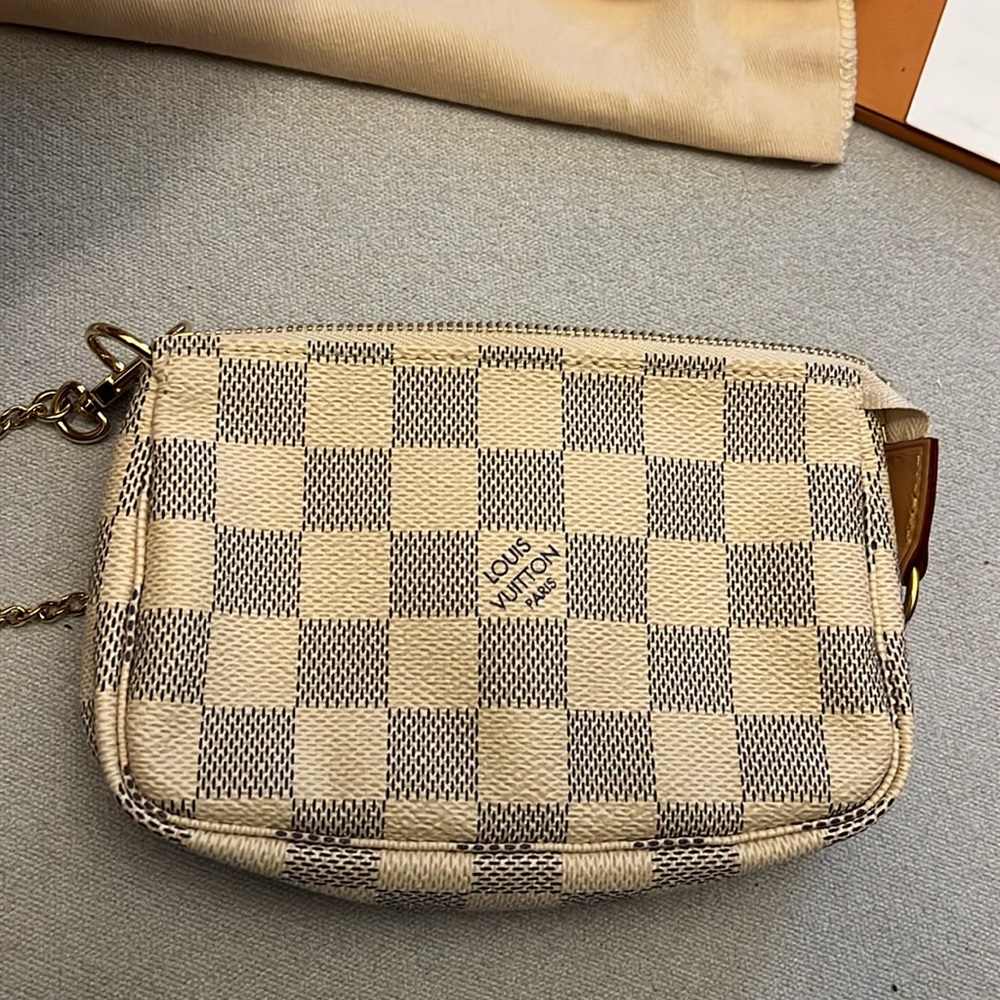 NWT Louis Vuitton Mini Pochette Accessories - Damier Azur